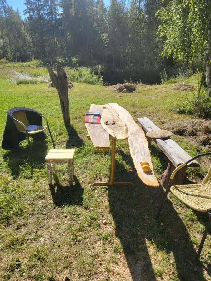 Baltas Raganinas Pirts Villa Sabile Eksteriør billede